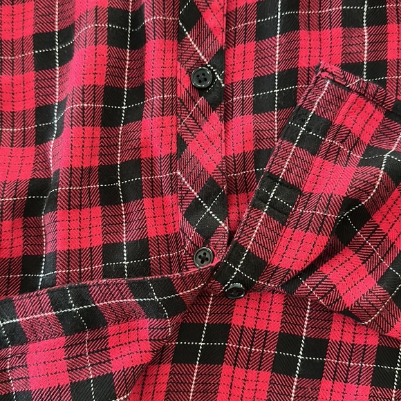RAILS Hunter Plaid Flannel Shirt in Red/Black - Picture 7 of 9